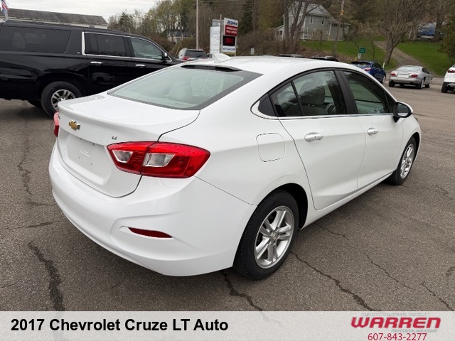 2017 Chevrolet Cruze LT Auto