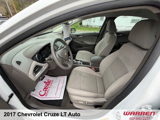 2017 Chevrolet Cruze LT Auto
