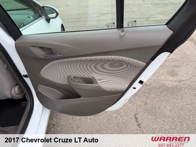 2017 Chevrolet Cruze LT Auto